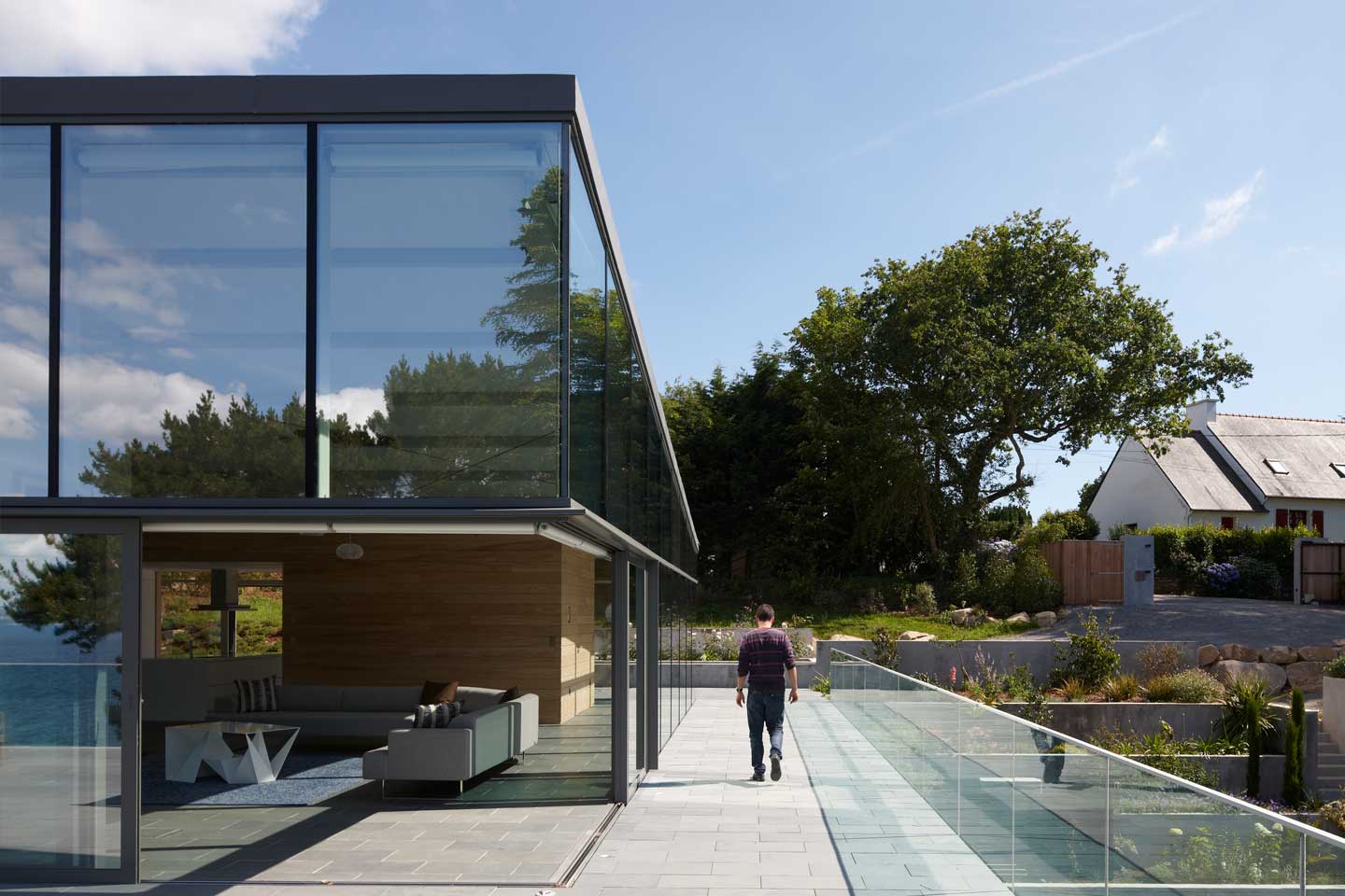 Large Raynaers Aluminium Winows at a home