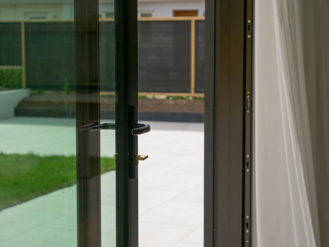 Visoglide slimline sliding patio doors